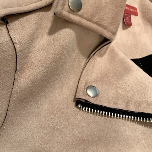 Saks Fifth Avenue Faux Pink Suede Moto Jacket. Size Small. EXCELLENT CONDITION! - Picture 5 of 7